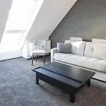 Hoell Am Main Ruesselsheim