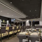 Hotel Hoell Am Main 4*