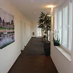 Hoell Am Main Hotel 4*