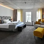 Hoell Am Main Hotel 4*