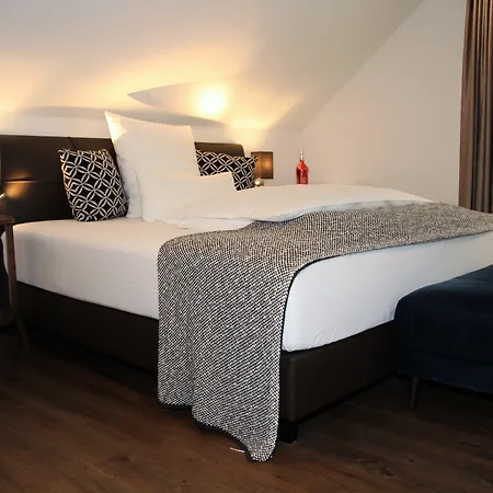 Hoell Am Main רוסלסהיים