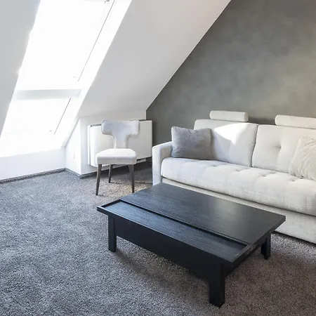 Hoell Am Main روزلسهايم