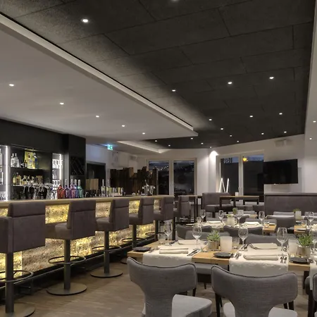 מלון Hoell Am Main 4*