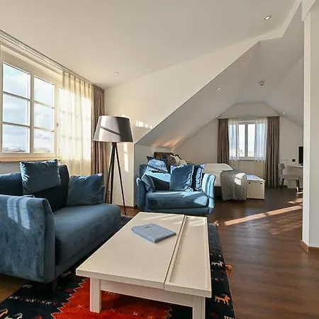 فندق Hoell Am Main 4*