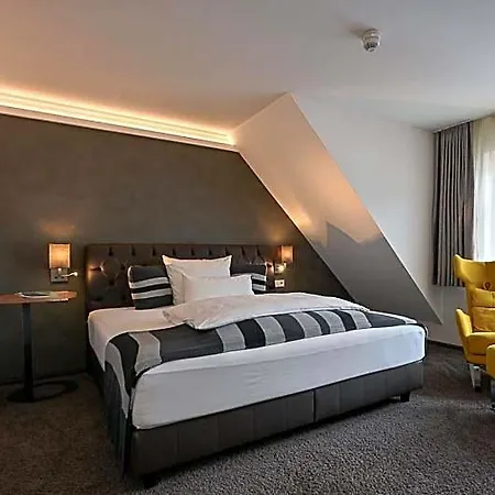 Höll Am Main Hotel