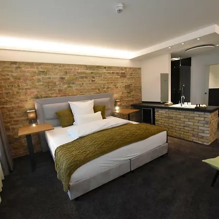 Hoell Am Main מלון 4*