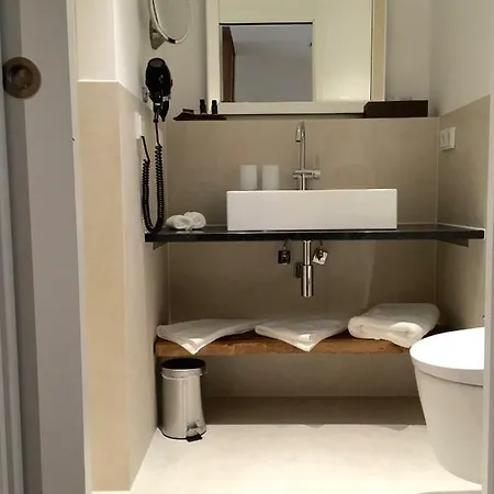 מלון Hoell Am Main