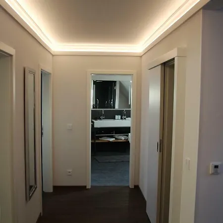 فندق Hoell Am Main 4*