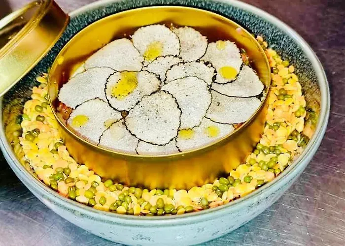 Hotel Hoell Am Main 4*