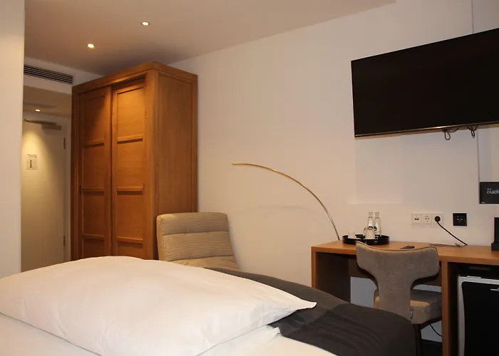 Hotel Hoell Am Main Rüsselsheim