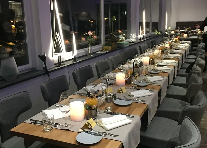 Hotel Hoell Am Main 4*