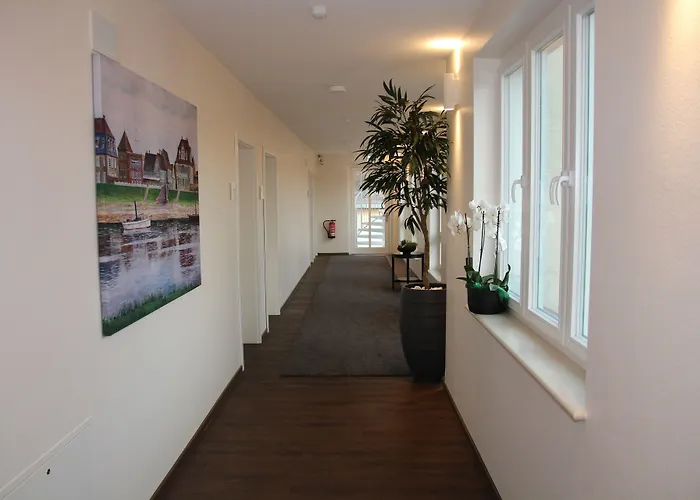 Hoell Am Main Hotel 4*