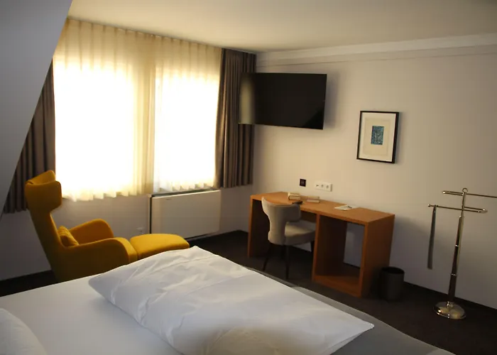 Hoell Am Main 4* Rüsselsheim