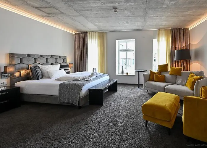 Hoell Am Main Hotel 4*